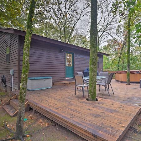Vila Hochatown Hideaway With Hot Tub, Grill And Fire Pit! Stephens Gap Exteriér fotografie
