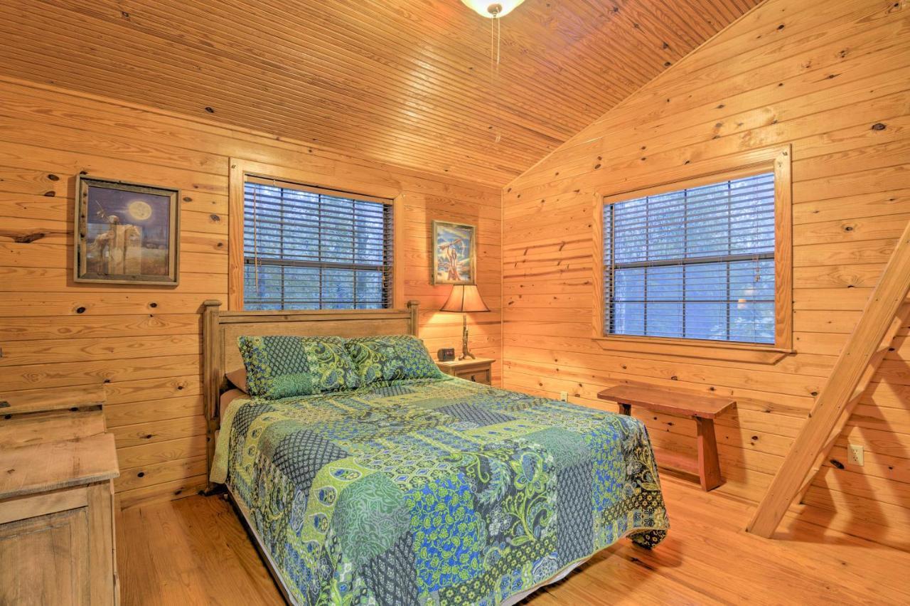 Vila Hochatown Hideaway With Hot Tub, Grill And Fire Pit! Stephens Gap Exteriér fotografie