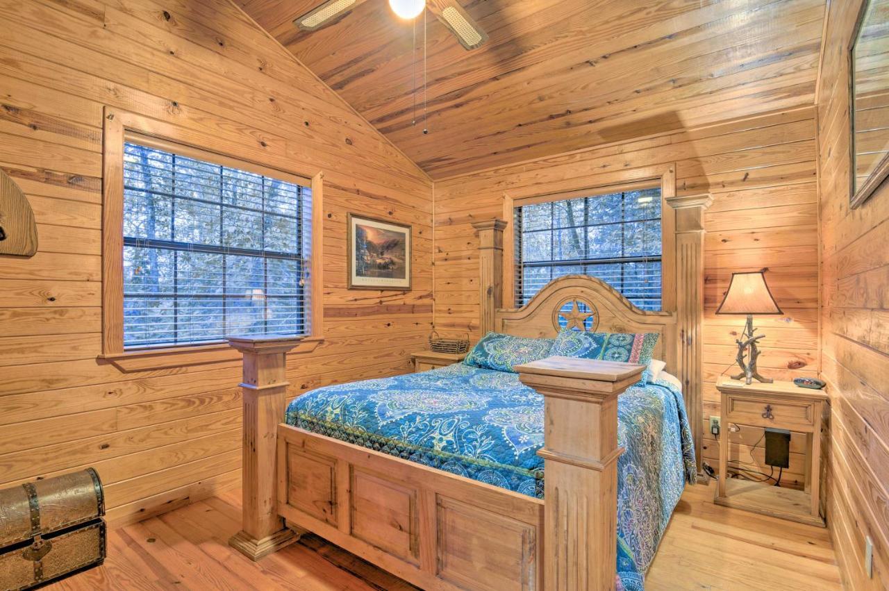 Vila Hochatown Hideaway With Hot Tub, Grill And Fire Pit! Stephens Gap Exteriér fotografie