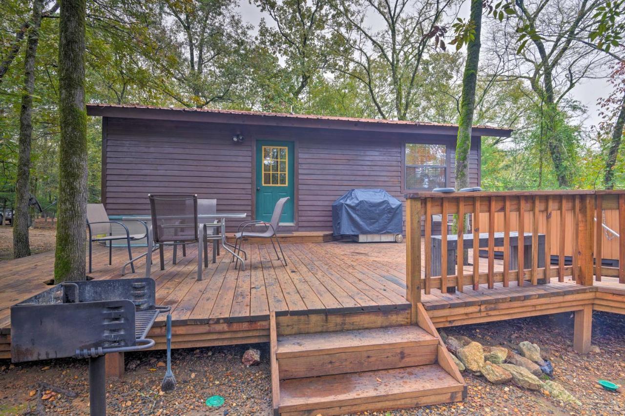 Vila Hochatown Hideaway With Hot Tub, Grill And Fire Pit! Stephens Gap Exteriér fotografie