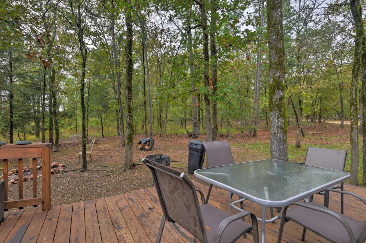 Vila Hochatown Hideaway With Hot Tub, Grill And Fire Pit! Stephens Gap Exteriér fotografie