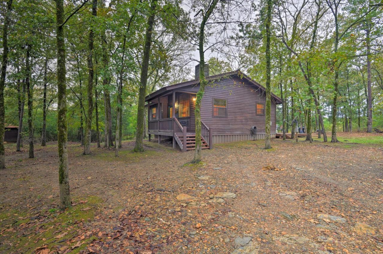 Vila Hochatown Hideaway With Hot Tub, Grill And Fire Pit! Stephens Gap Exteriér fotografie